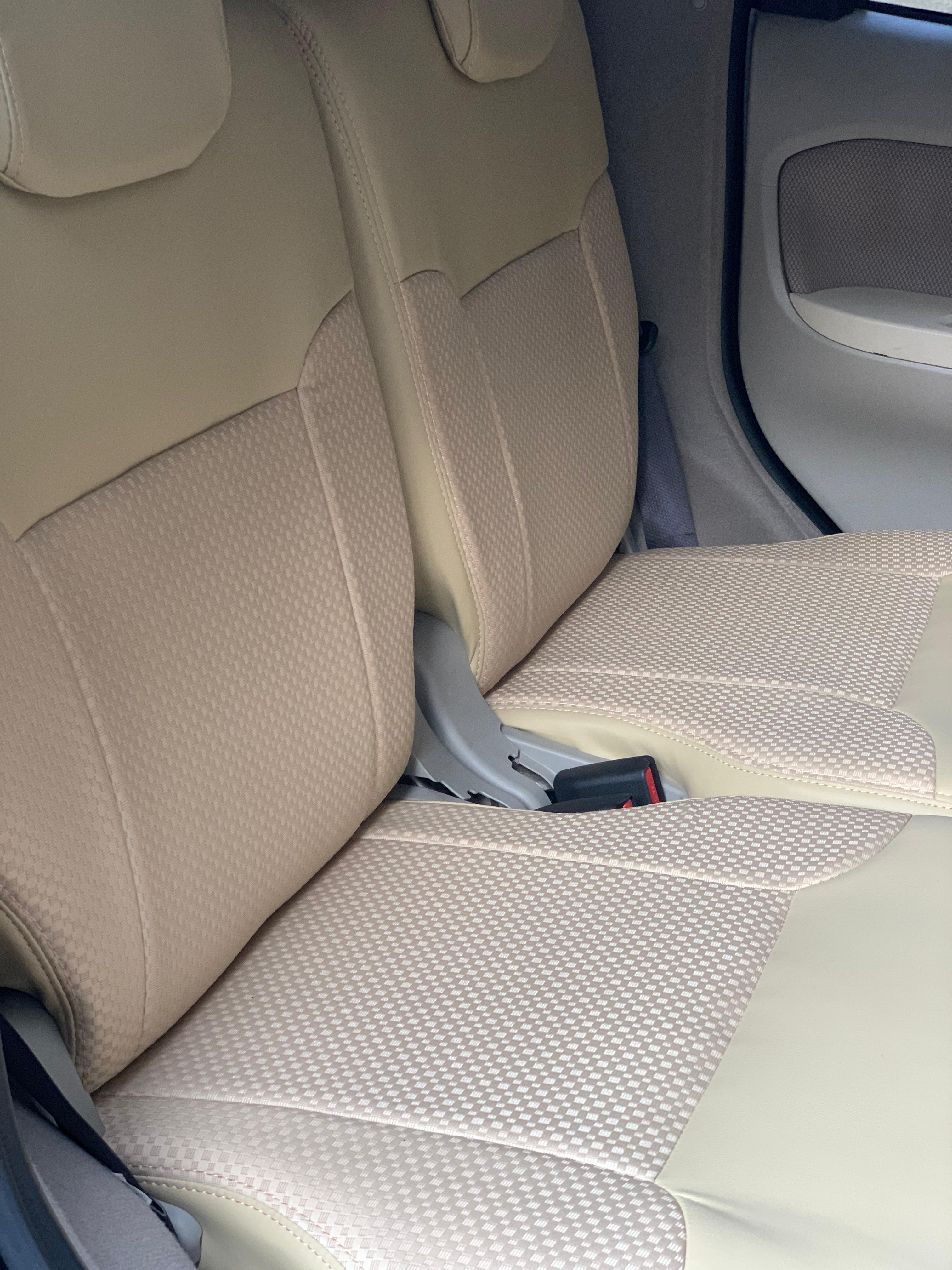 Car seats upholstery – beige leather rear seats